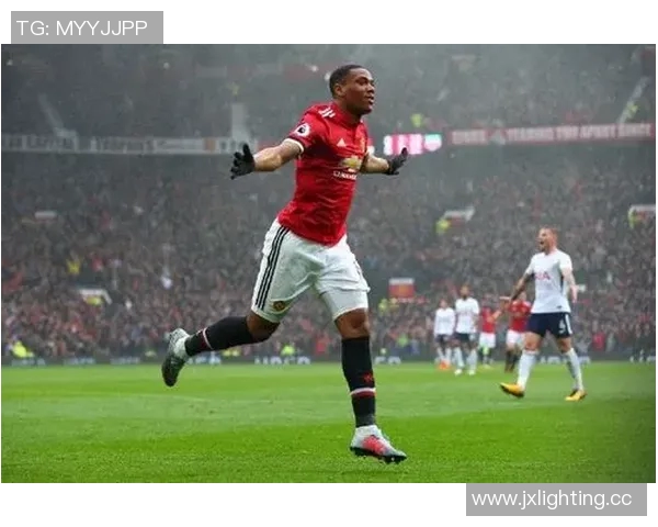 马夏尔荣获法甲最佳年轻球员时的表现分析