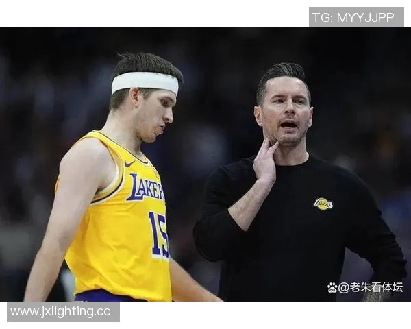 28分16助+压哨绝杀！里夫斯刷爆纪录，拉拉维亚觉醒，湖人好消息