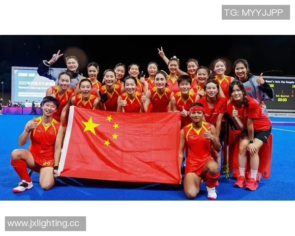 亚洲杯决赛精彩回顾：中国队勇夺冠军，历史性胜利引爆全国热议